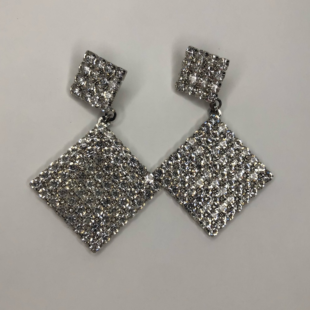 Alessandra rich double diamond clip on earrings - Picture 4 of 6